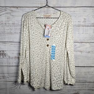 NWT Coastal Comfort Women's Beige Animal Print Longsleeve Blouse Top Size XL